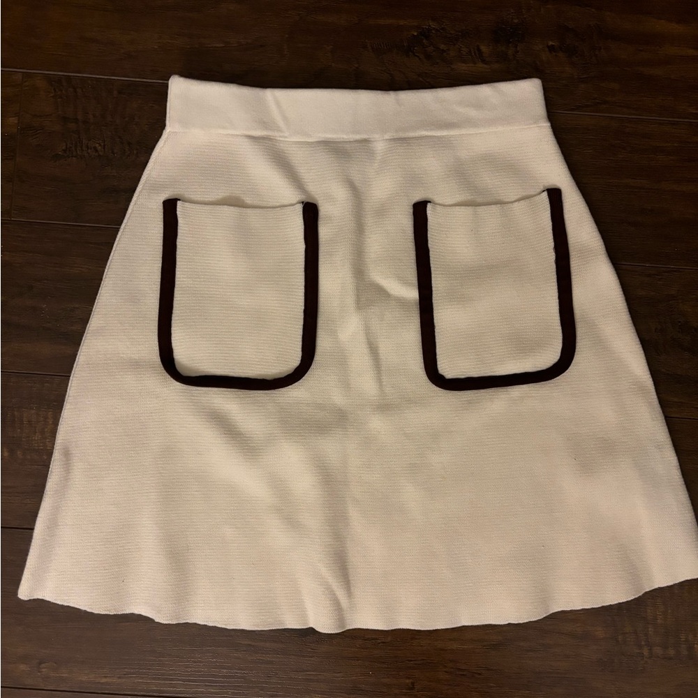 ZARA cream knit mini skirt with pockets